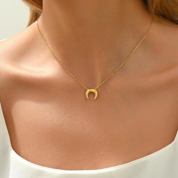 ⚡Gold Necklace for Women 18K Gold Plated Crescent Moon Sun Shoe Horn Pendant - Picture 3 of 7